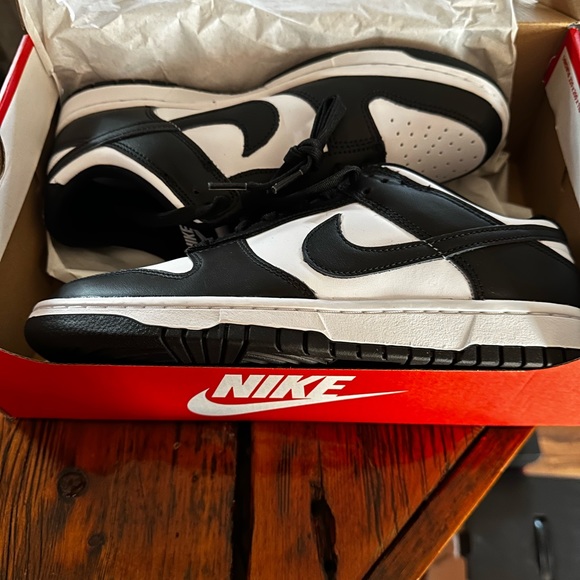 Nike Dunk Low Panda Men’s - Picture 8 of 11